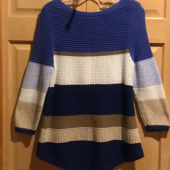 Chico’s Sweater - Picture 5 of 6